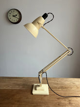 Load image into Gallery viewer, 1950&#39;s Cream 1227 Herbert Terry Anglepoise
