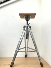 Load image into Gallery viewer, Mid Century Tiranti Scopas Sculpture Stand
