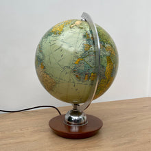 Load image into Gallery viewer, 1960&#39;s &#39;JRO Globus&#39; Illuminated German Globe
