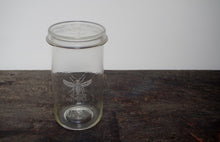 Load image into Gallery viewer, Vintage Etched German &#39;Biene-Glas&#39; 1 1/2L Conserve Jar
