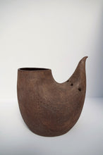 Load image into Gallery viewer, Elsi Bourelius 1960&#39;s &#39;Hen Vase&#39;
