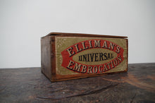 Load image into Gallery viewer, &#39;Elliman&#39;s Universal Embrocation&#39; Pharmacy Box c.1900&#39;s
