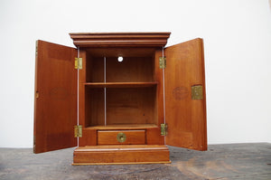 An Early 20th Century 'La Flor de Cuba' Cigar Humidor Cabinet