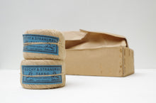 Load image into Gallery viewer, Buchy &amp; Strangman Italian Linen Cobblers Thread No.6
