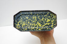 Load image into Gallery viewer, Vintage French Enamel Speckled Lunch Box/Tin c.1940&#39;s
