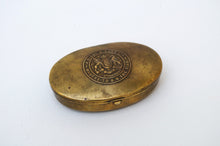 Load image into Gallery viewer, J.S. Fry &amp; Sons &#39;Fry&#39;s Chocolates&#39; Brass Snuff Tin c.1910
