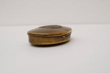 Load image into Gallery viewer, J.S. Fry &amp; Sons &#39;Fry&#39;s Chocolates&#39; Brass Snuff Tin c.1910
