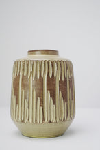 Load image into Gallery viewer, Nel Goedhart (Leiderdorp) Vase 1961-75
