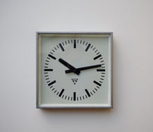 Load image into Gallery viewer, 1980&#39;s Pragotron Wall Clock
