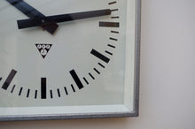 Load image into Gallery viewer, 1980&#39;s Pragotron Wall Clock
