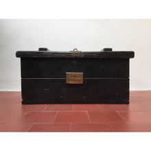 Load image into Gallery viewer, An Early 20th Century Wooden Tradesman&#39;s Toolbox
